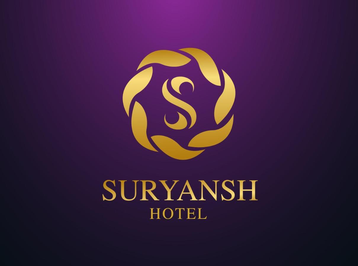 Hotel Suryansh Удайпур Екстер'єр фото